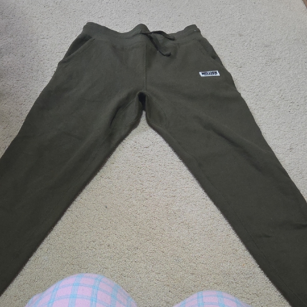 Million Dollar Motive Sweatpants